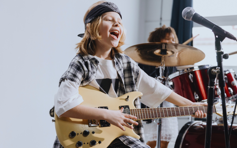 Easy Rock Songs to Play on the Guitar for Beginners