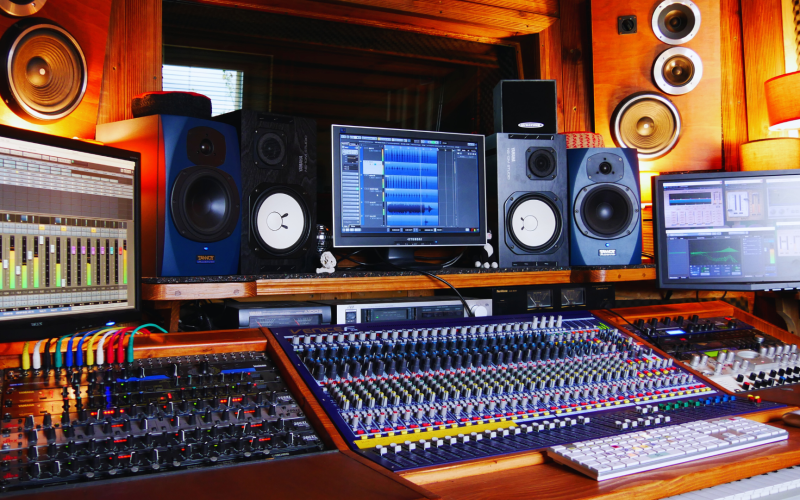 How Are Power Cords Used in Music Production Essential Tools for Equipment Connectivity